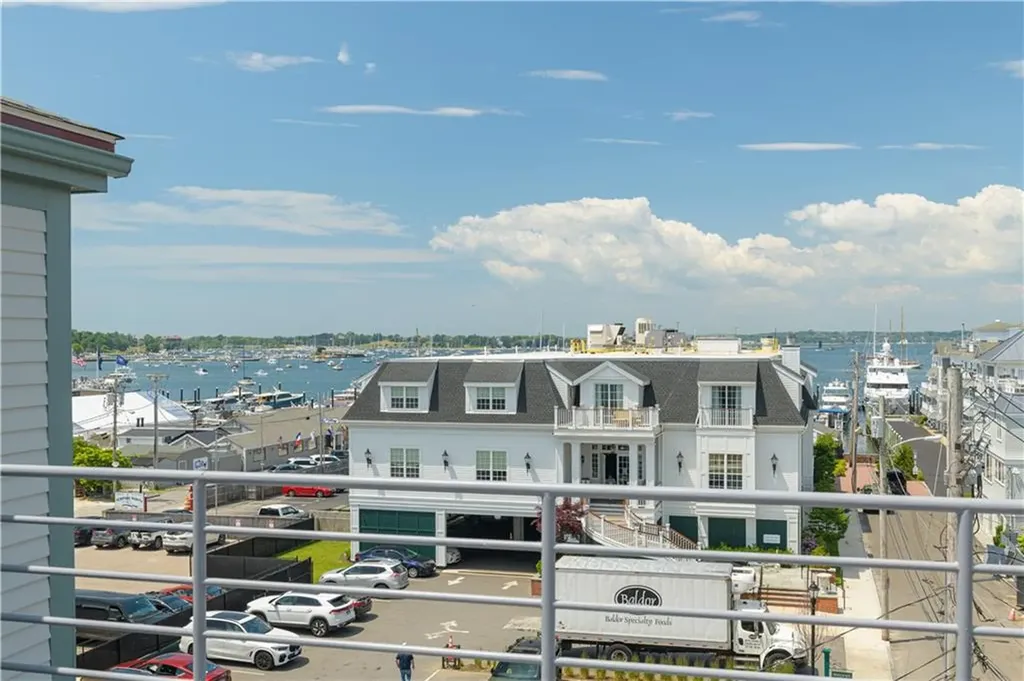 433 Thames Street Newport RI 02840
