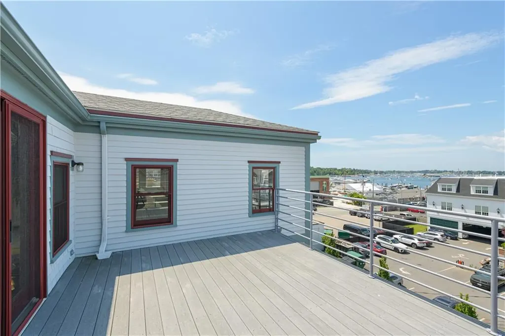 433 Thames Street Newport RI 02840