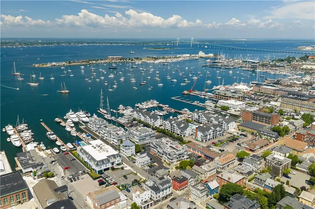 433 Thames Street Newport RI 02840