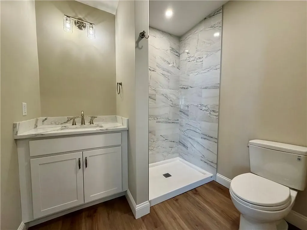 754 Eddy Street Providence RI 02903