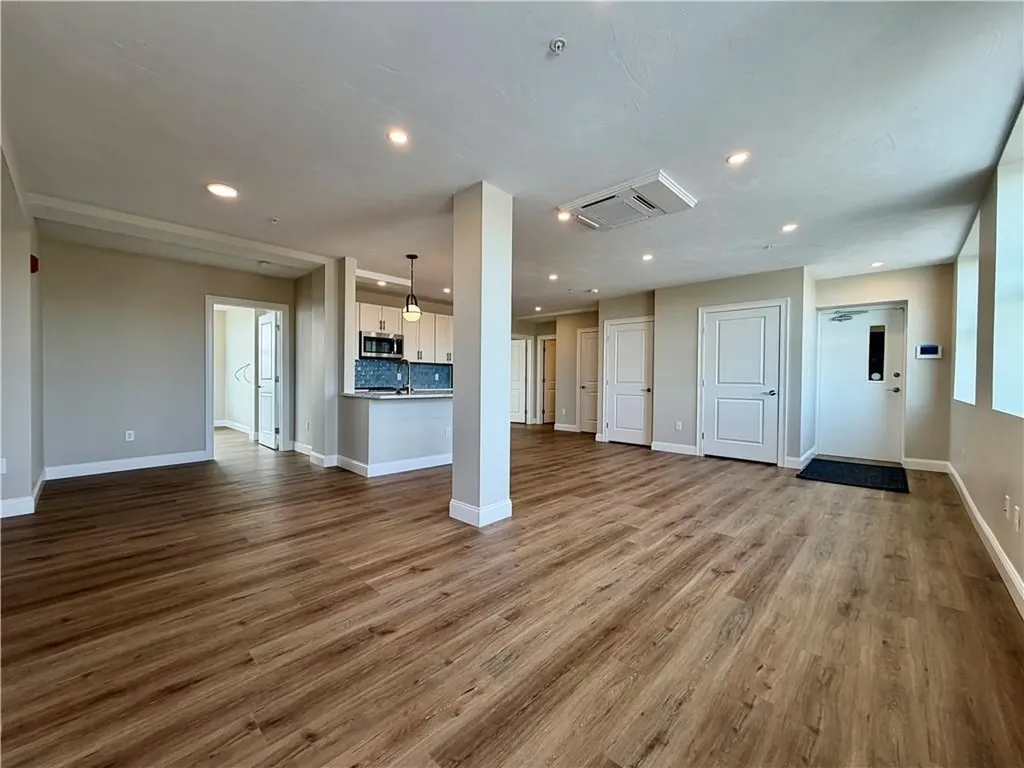 754 Eddy Street Providence RI 02903