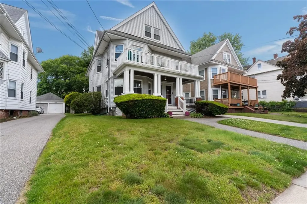 106 Norwood Avenue Cranston RI 02905