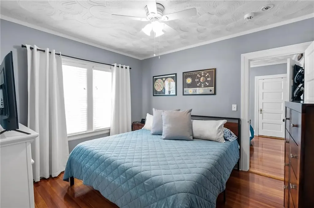 106 Norwood Avenue Cranston RI 02905