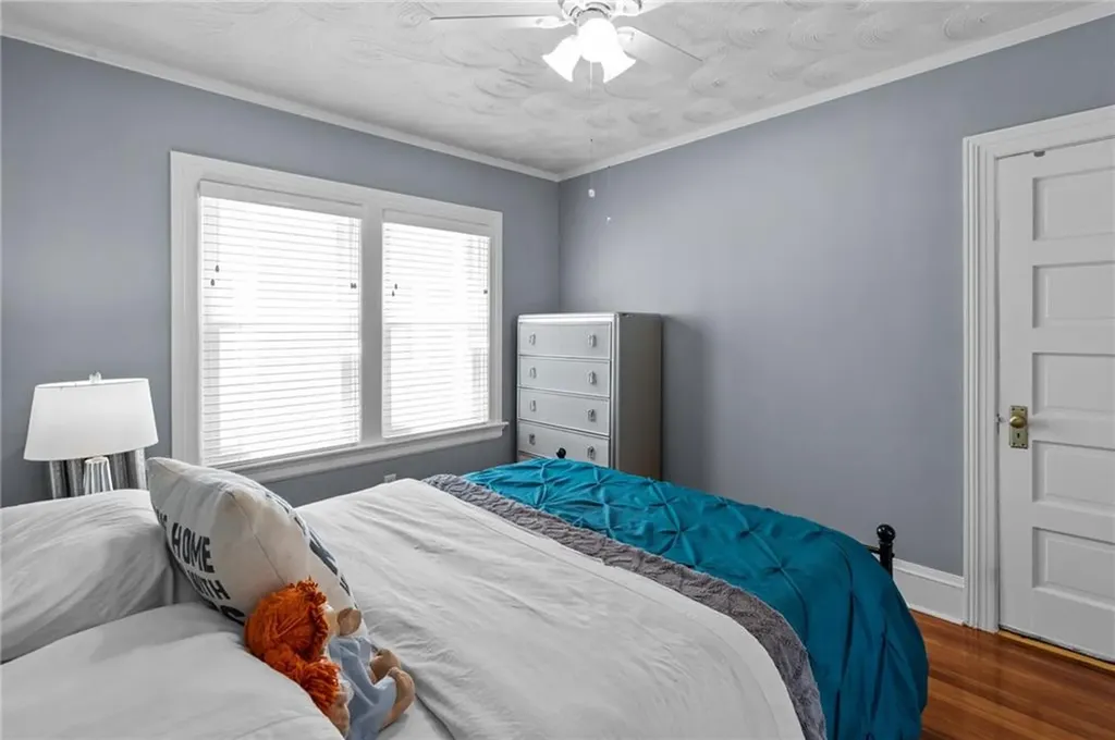 106 Norwood Avenue Cranston RI 02905