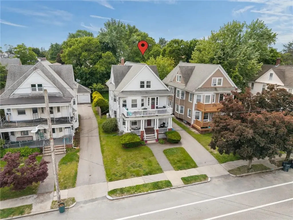106 Norwood Avenue Cranston RI 02905