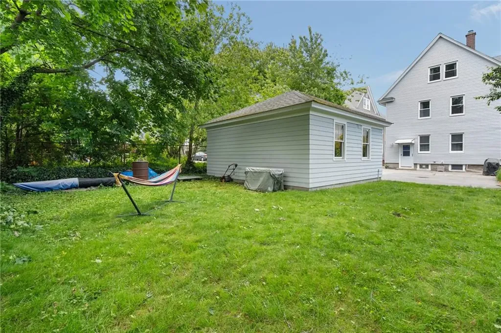 106 Norwood Avenue Cranston RI 02905