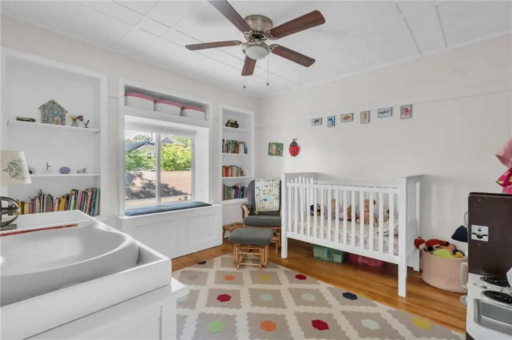 212 Lowden Street Pawtucket RI 02860