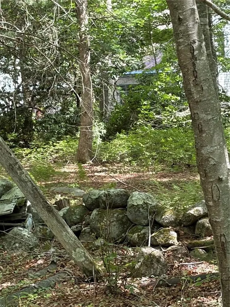 0 Lawton Foster Road Hopkinton RI 02833