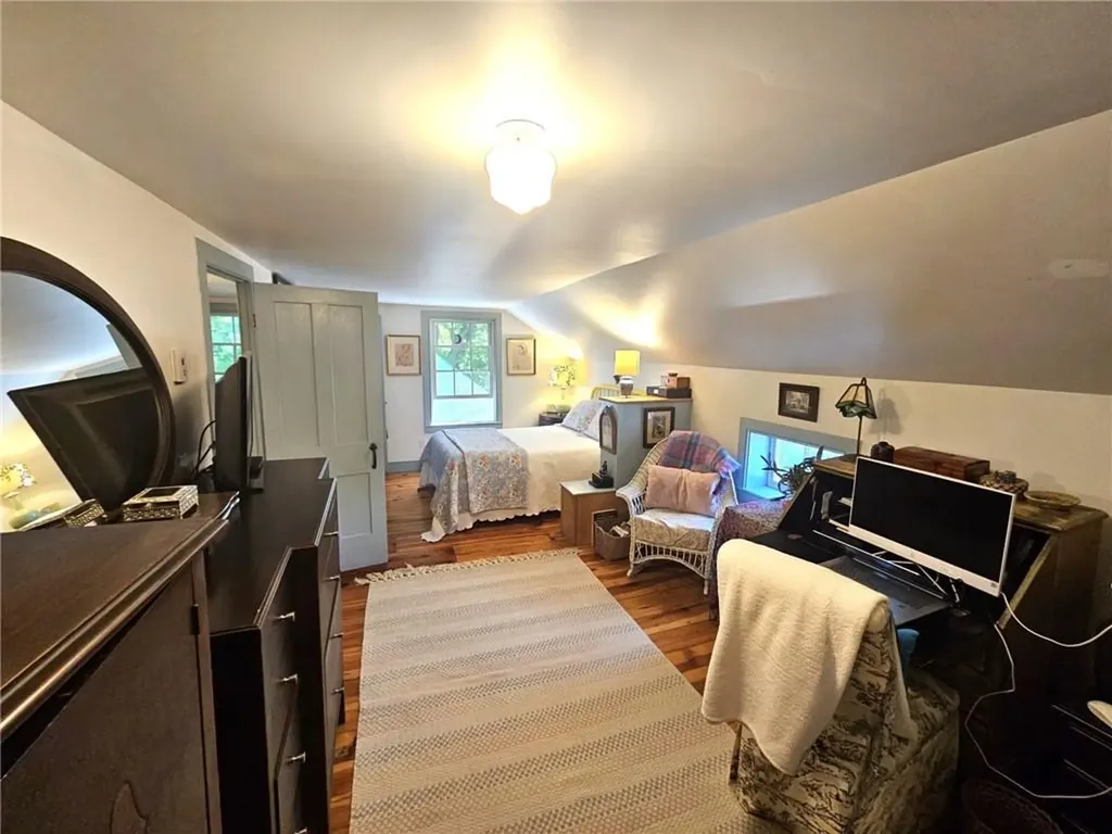 187 Dye Hill Road Hopkinton RI 02832