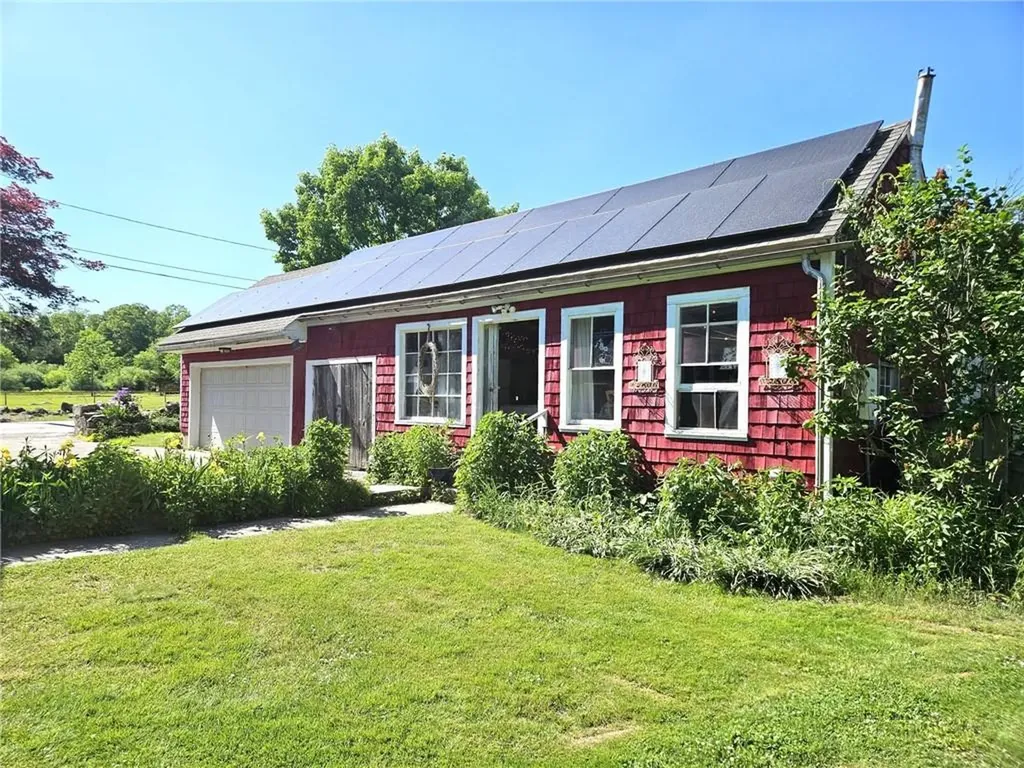 187 Dye Hill Road Hopkinton RI 02832