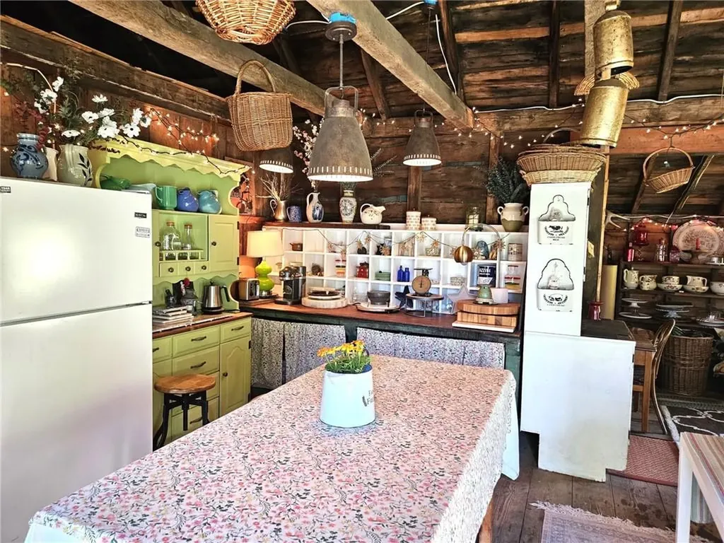 187 Dye Hill Road Hopkinton RI 02832