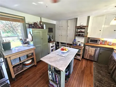 187 Dye Hill Road Hopkinton RI 02832