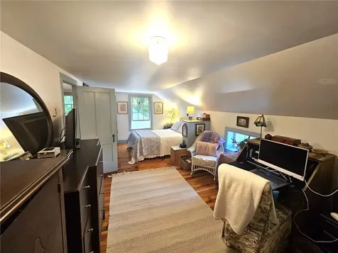 187 Dye Hill Road Hopkinton RI 02832