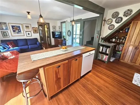 187 Dye Hill Road Hopkinton RI 02832