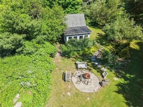 187 Dye Hill Road Hopkinton RI 02832