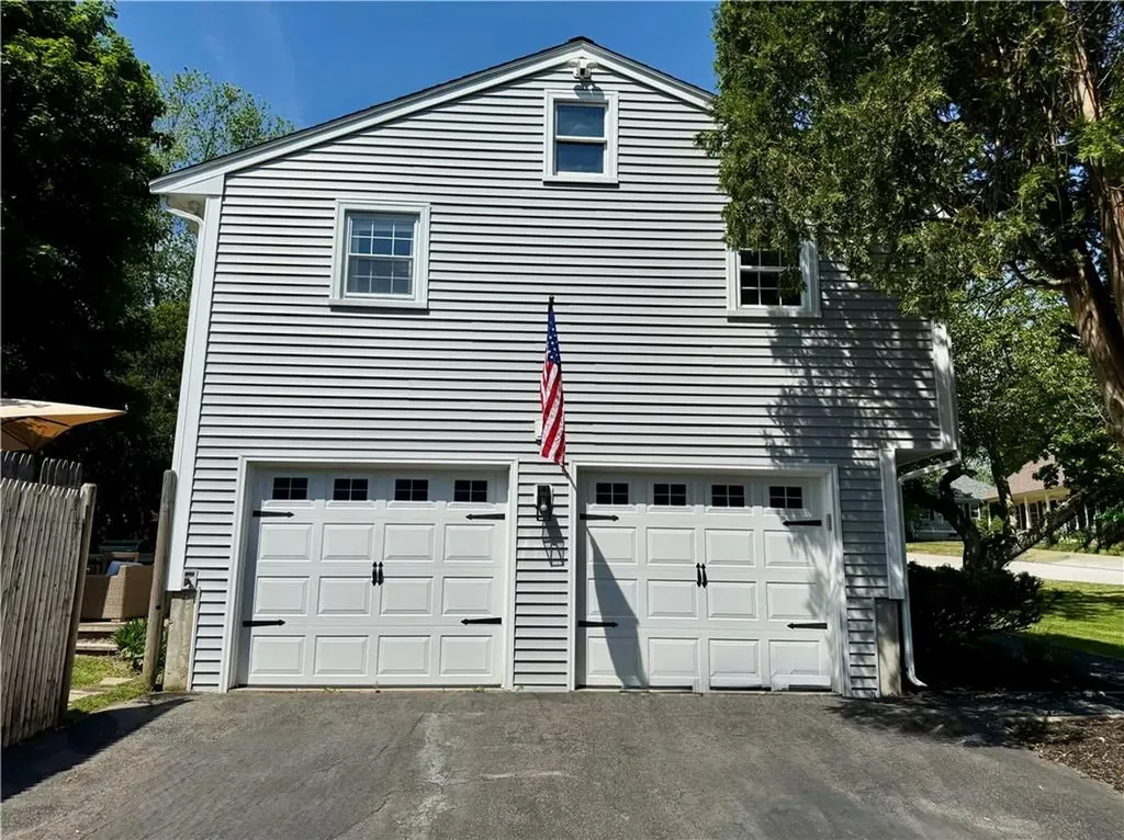 114 Hopeworth Avenue Bristol RI 02809