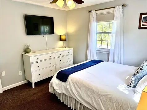 114 Hopeworth Avenue Bristol RI 02809