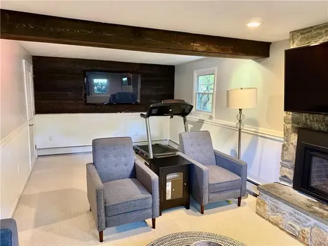 114 Hopeworth Avenue Bristol RI 02809