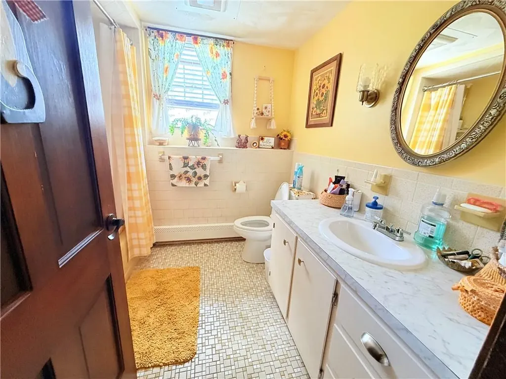 35 Brookdale Street Cumberland RI 02864