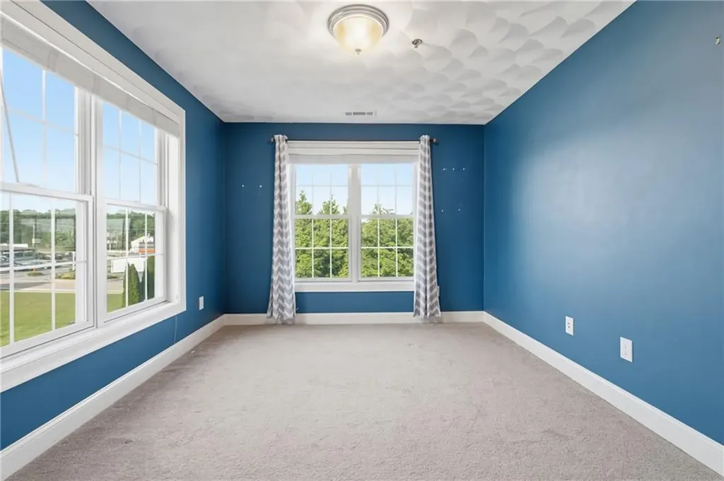 15 Saw Mill Drive North Kingstown RI 02852