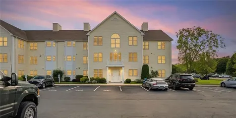 15 Saw Mill Drive North Kingstown RI 02852