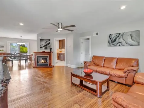 447 Stafford Road Tiverton RI 02878