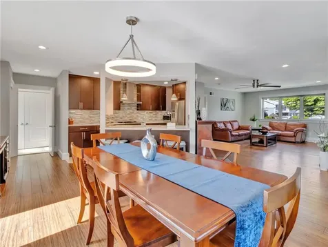 447 Stafford Road Tiverton RI 02878