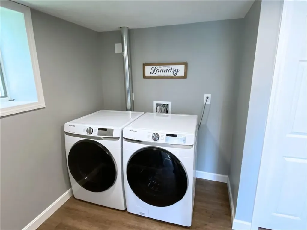 57 Saybrook Avenue Narragansett RI 02882