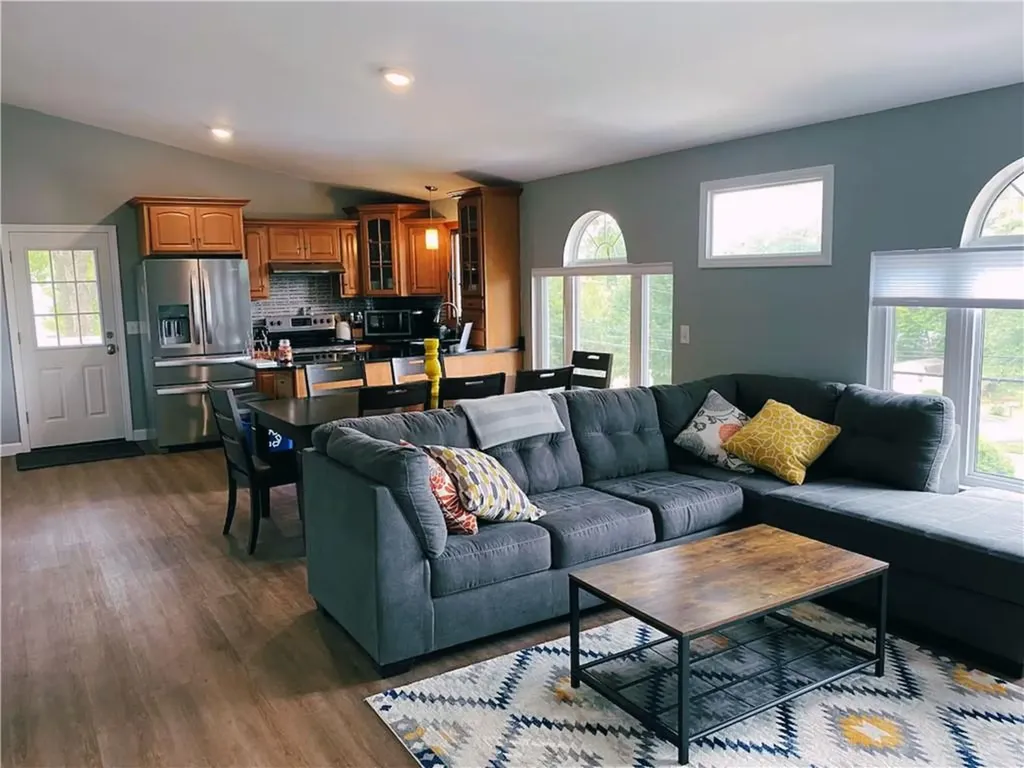57 Saybrook Avenue Narragansett RI 02882