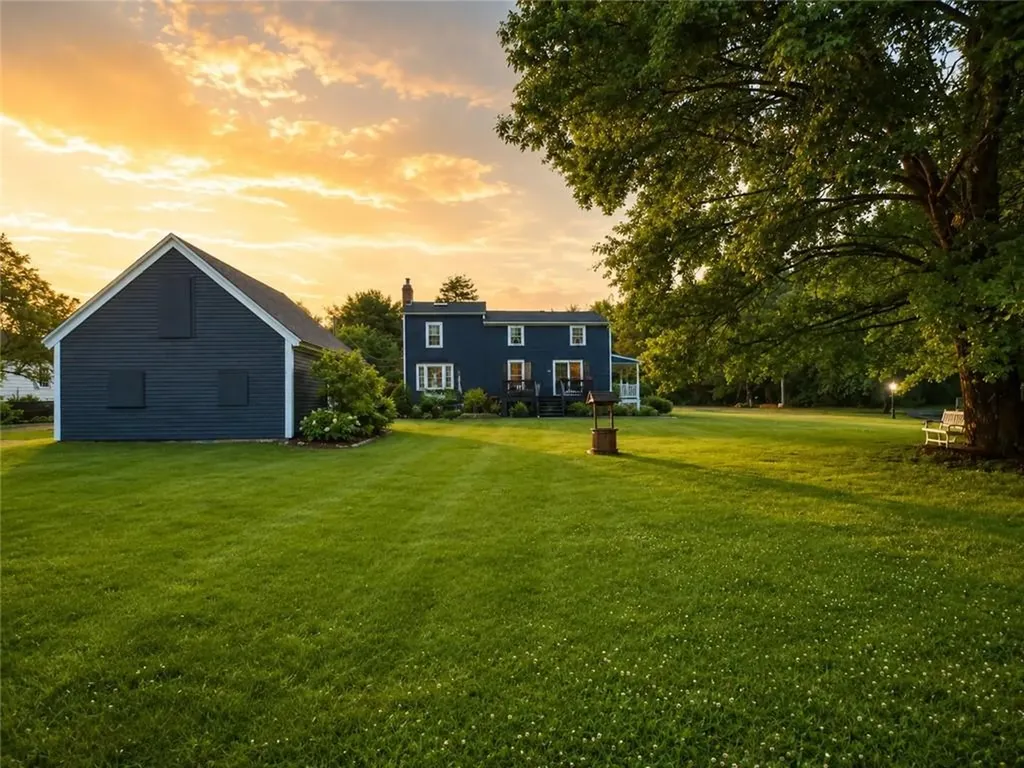 424 Buxton Street North Smithfield RI 02896