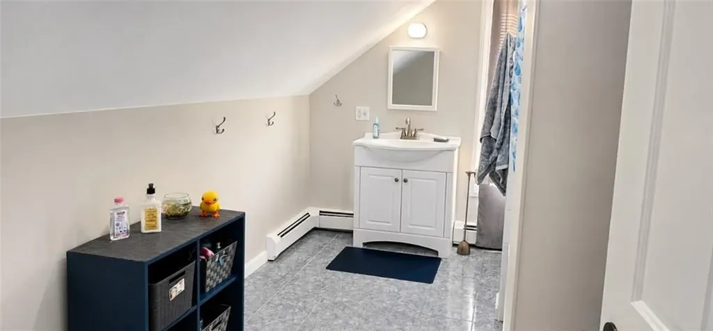 424 Buxton Street North Smithfield RI 02896
