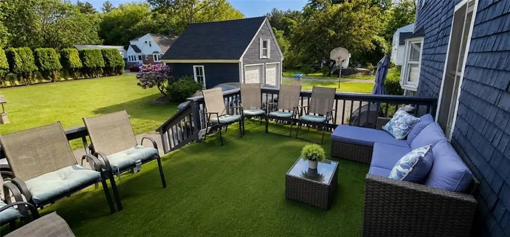 424 Buxton Street North Smithfield RI 02896