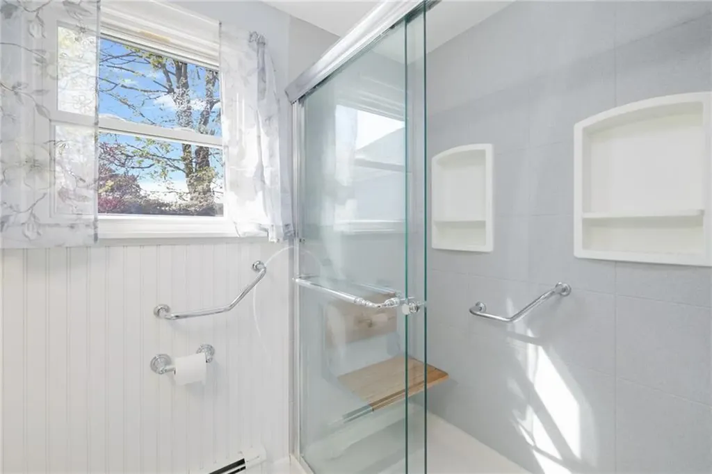 9 Long Pond Road Coventry RI 02816