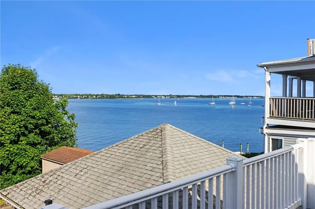 26 Fairview Avenue Cranston RI 02905