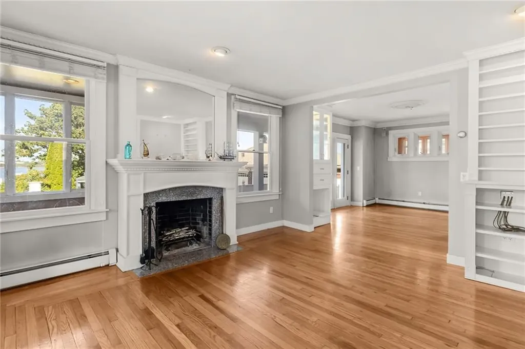 26 Fairview Avenue Cranston RI 02905
