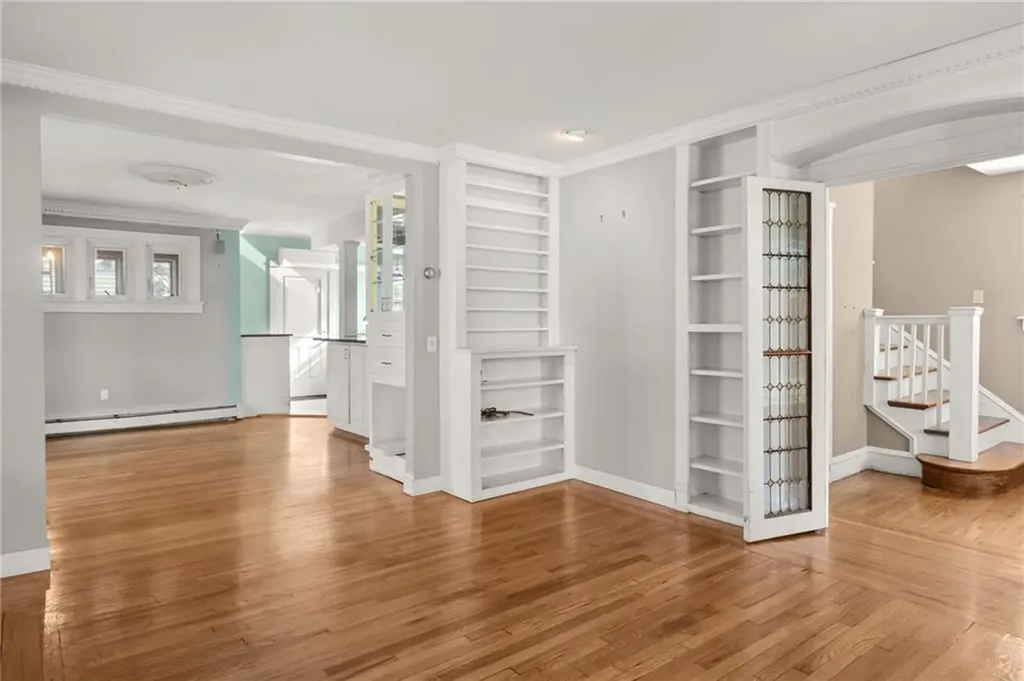 26 Fairview Avenue Cranston RI 02905