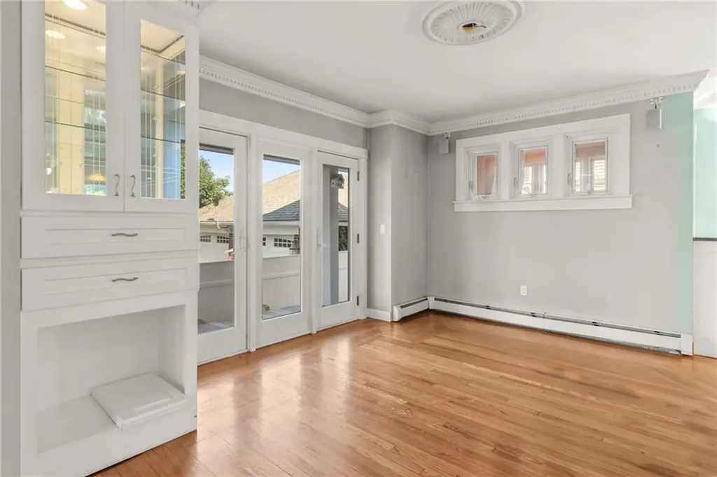 26 Fairview Avenue Cranston RI 02905