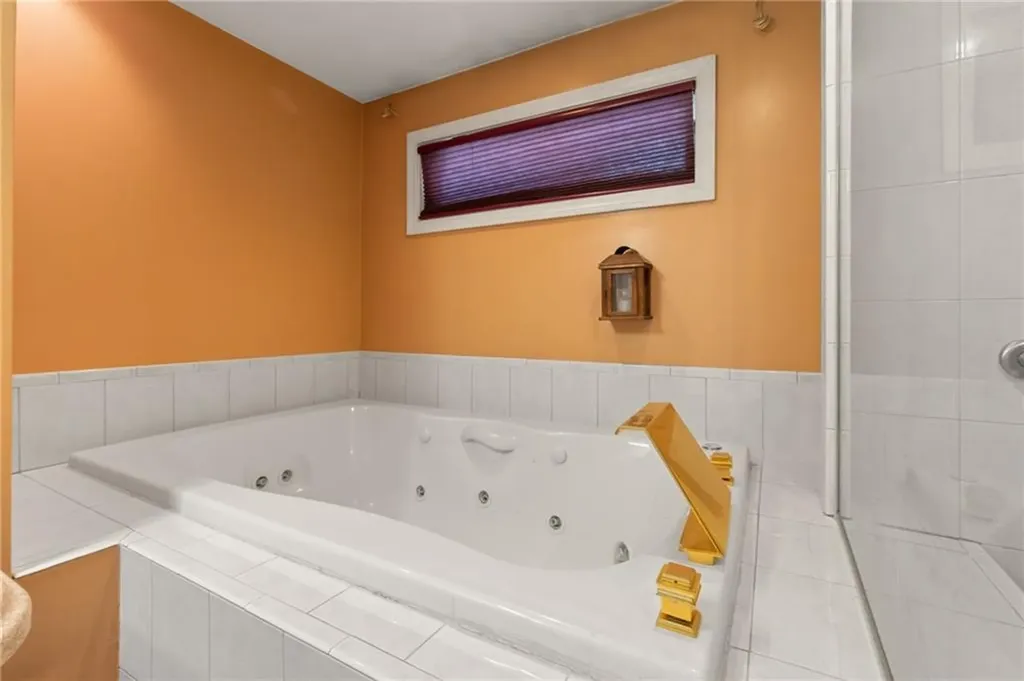26 Fairview Avenue Cranston RI 02905