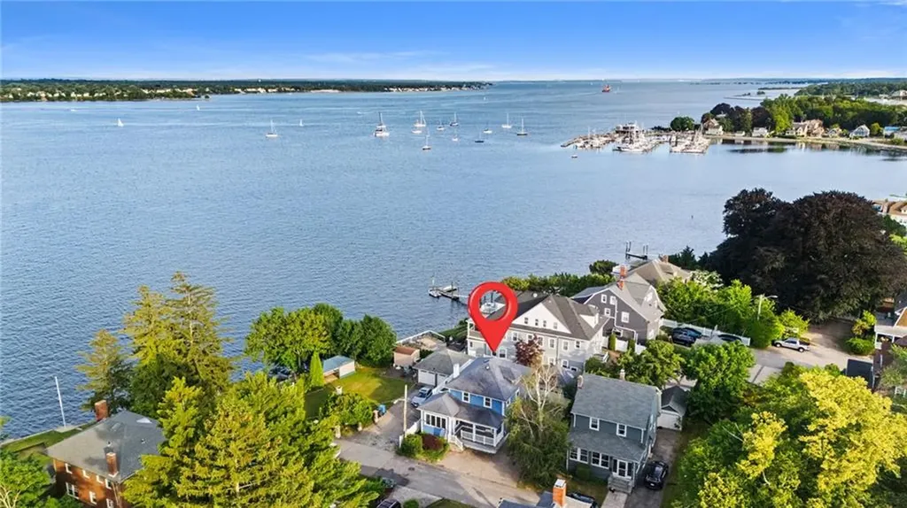 26 Fairview Avenue Cranston RI 02905