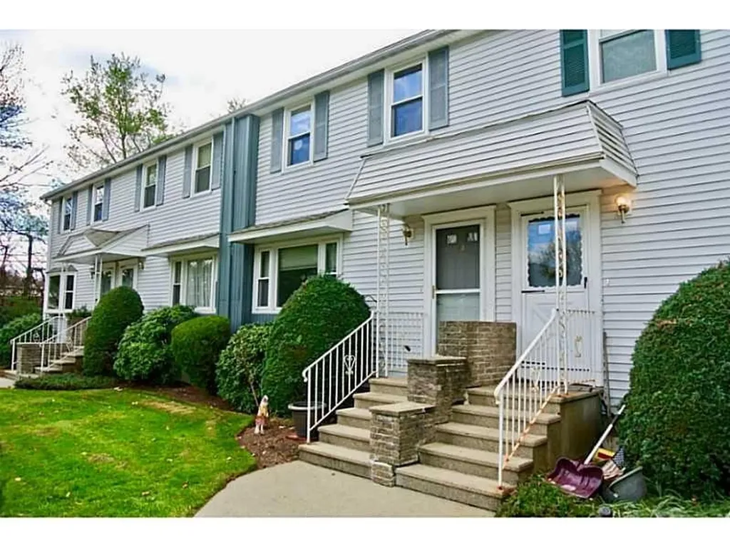 15 Magnum Court Smithfield RI 02917
