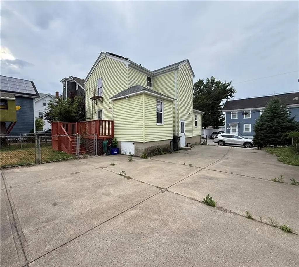 14 Park Street Central Falls RI 02863