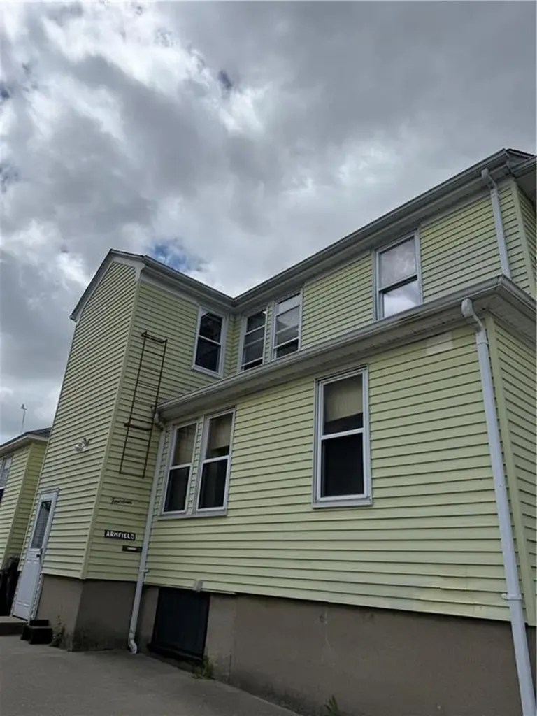14 Park Street Central Falls RI 02863