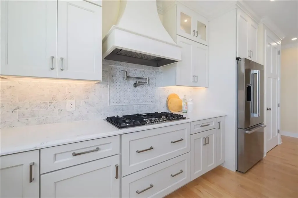 84 Carver Lane Narragansett RI 02882