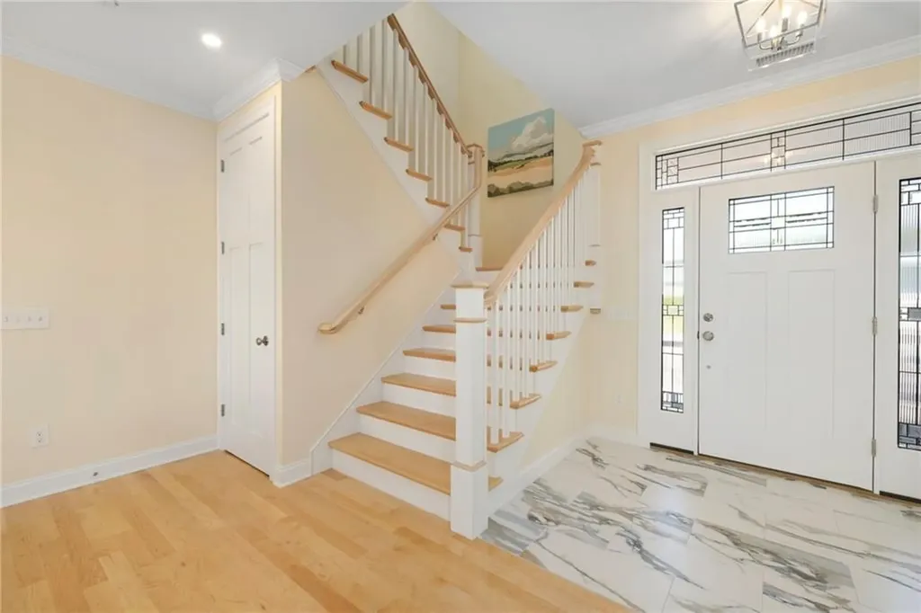 84 Carver Lane Narragansett RI 02882