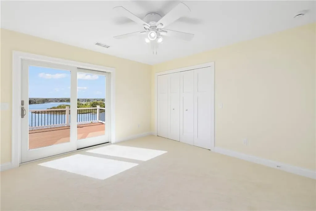 84 Carver Lane Narragansett RI 02882