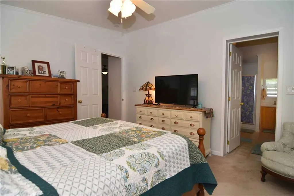 10 Stellar Way South Kingstown RI 02879