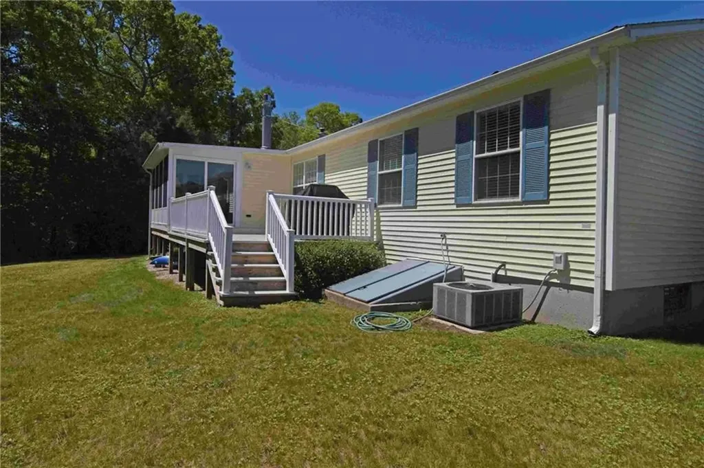 10 Stellar Way South Kingstown RI 02879