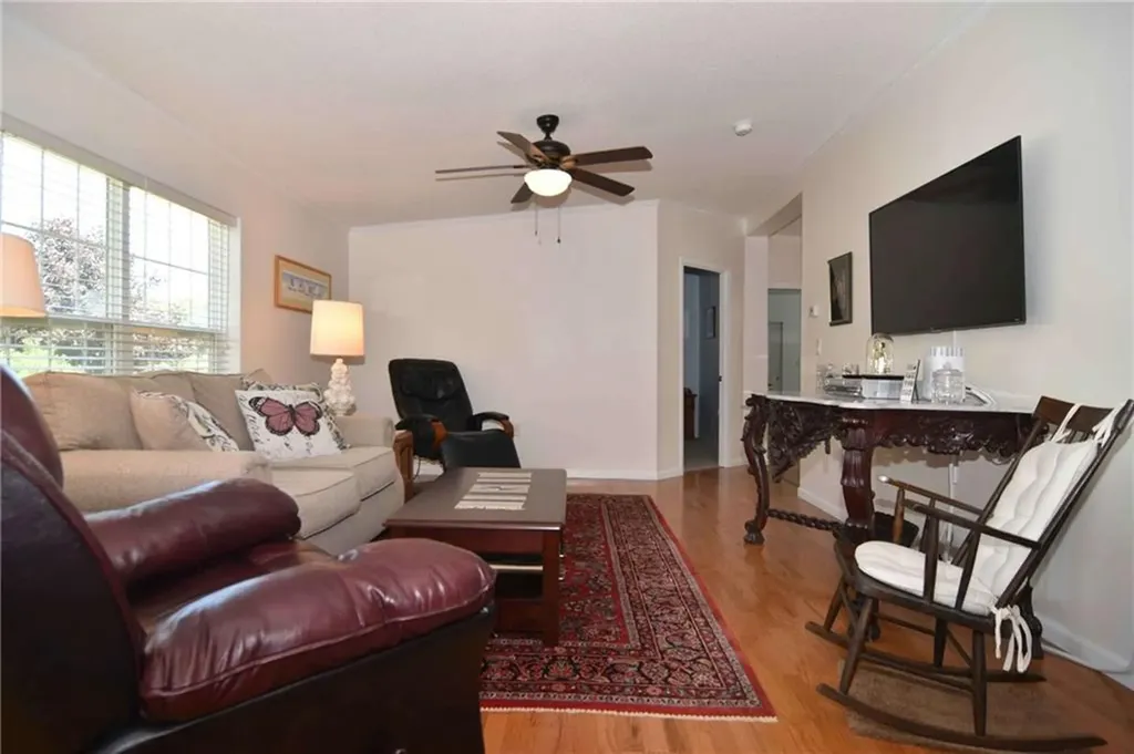 10 Stellar Way South Kingstown RI 02879
