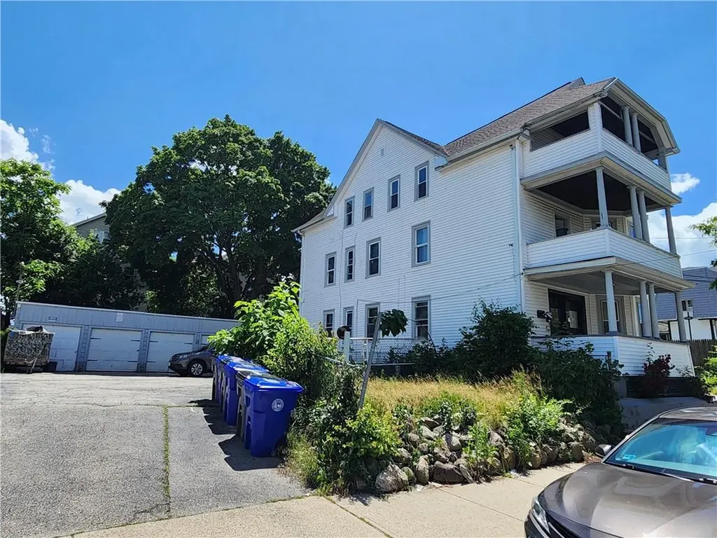 11 Wisdom Street Providence RI 02908