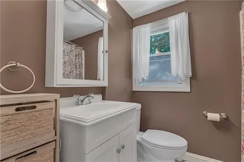 27 Fairway Drive North Kingstown RI 02852